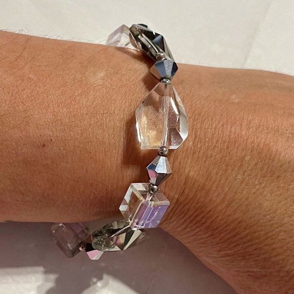 Jewelry - Artisan Glass Crystal Stretch Bracelet